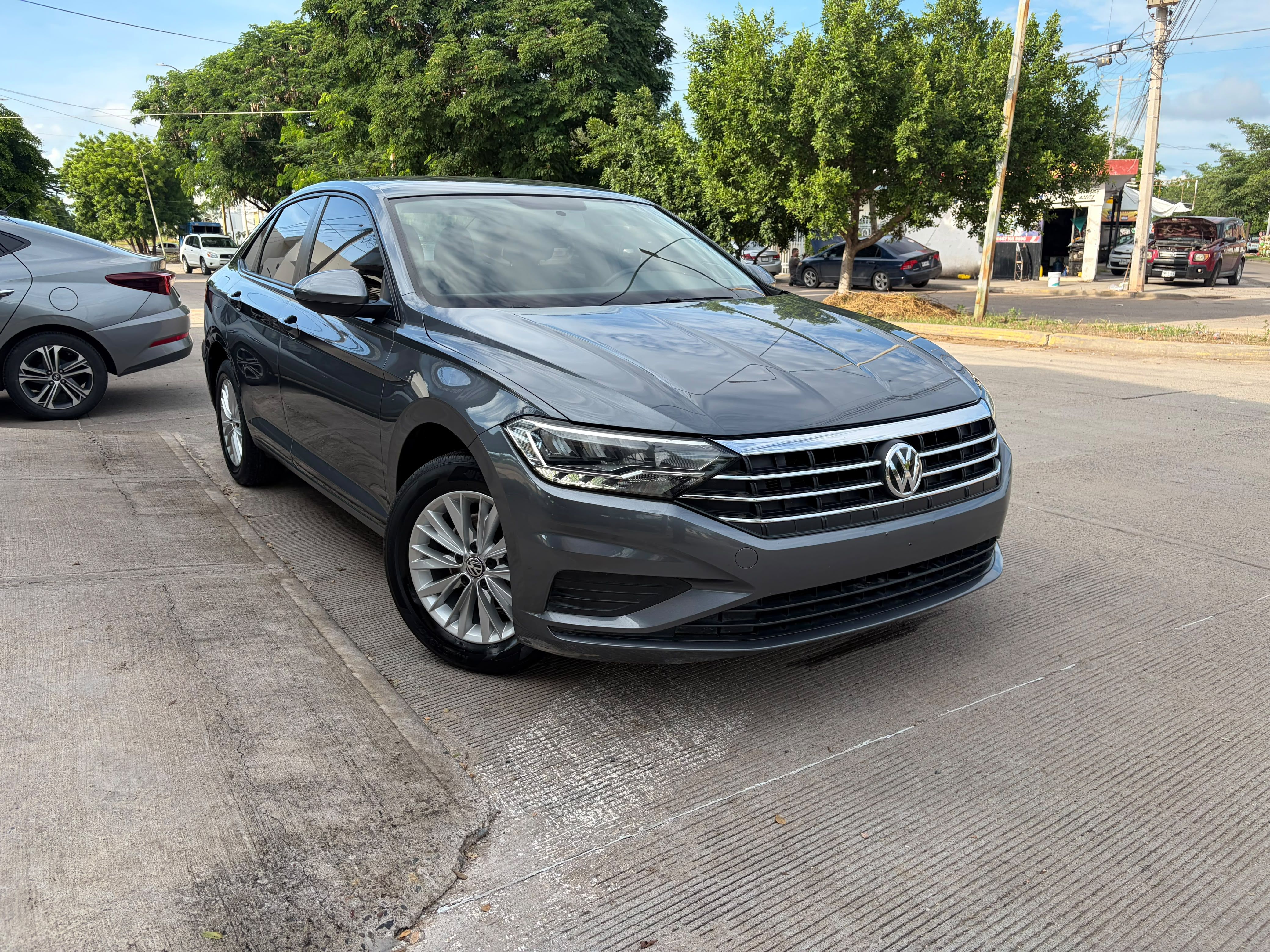 VOLKSWAGEN JETTA