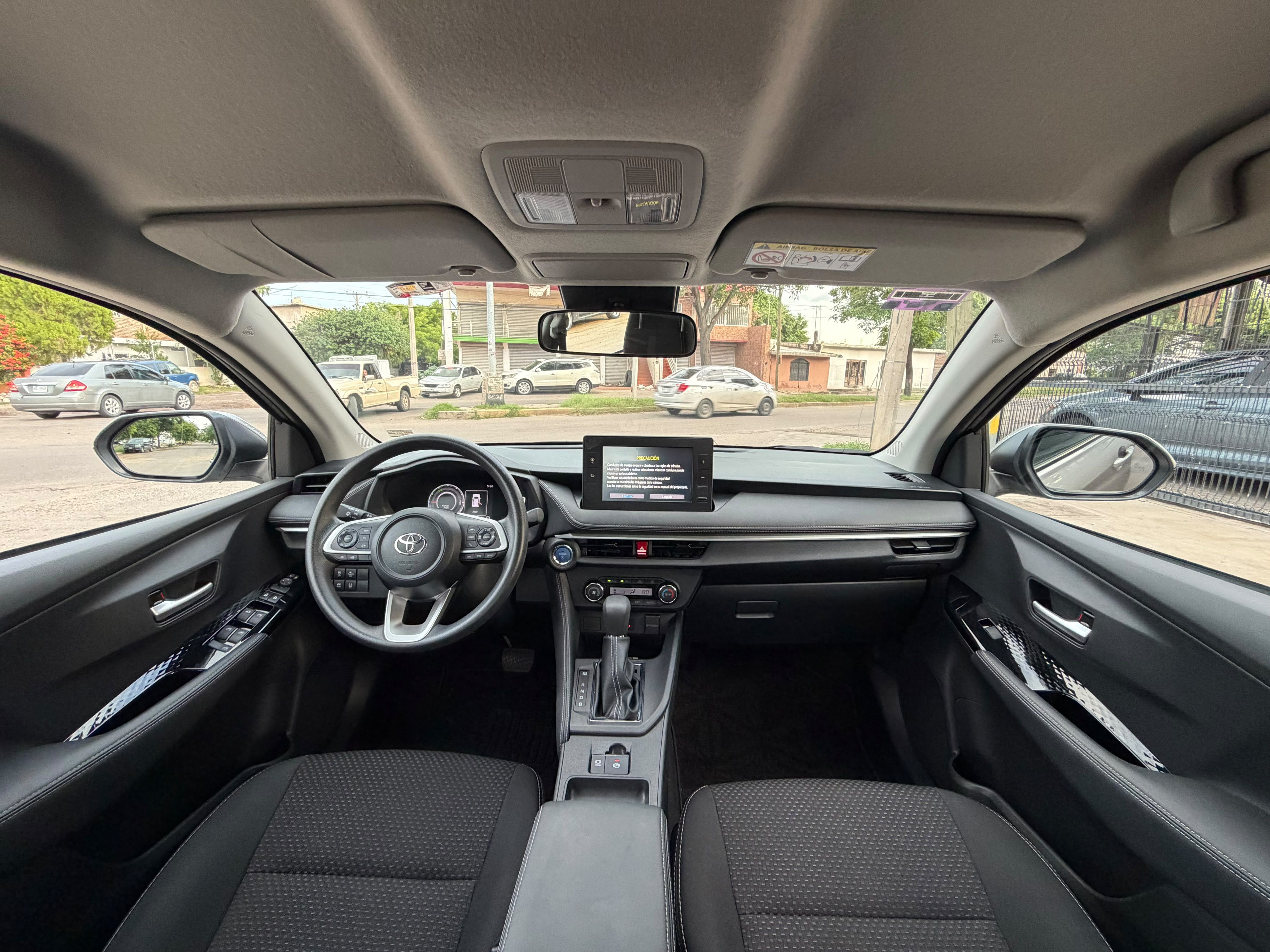 TOYOTA YARIS