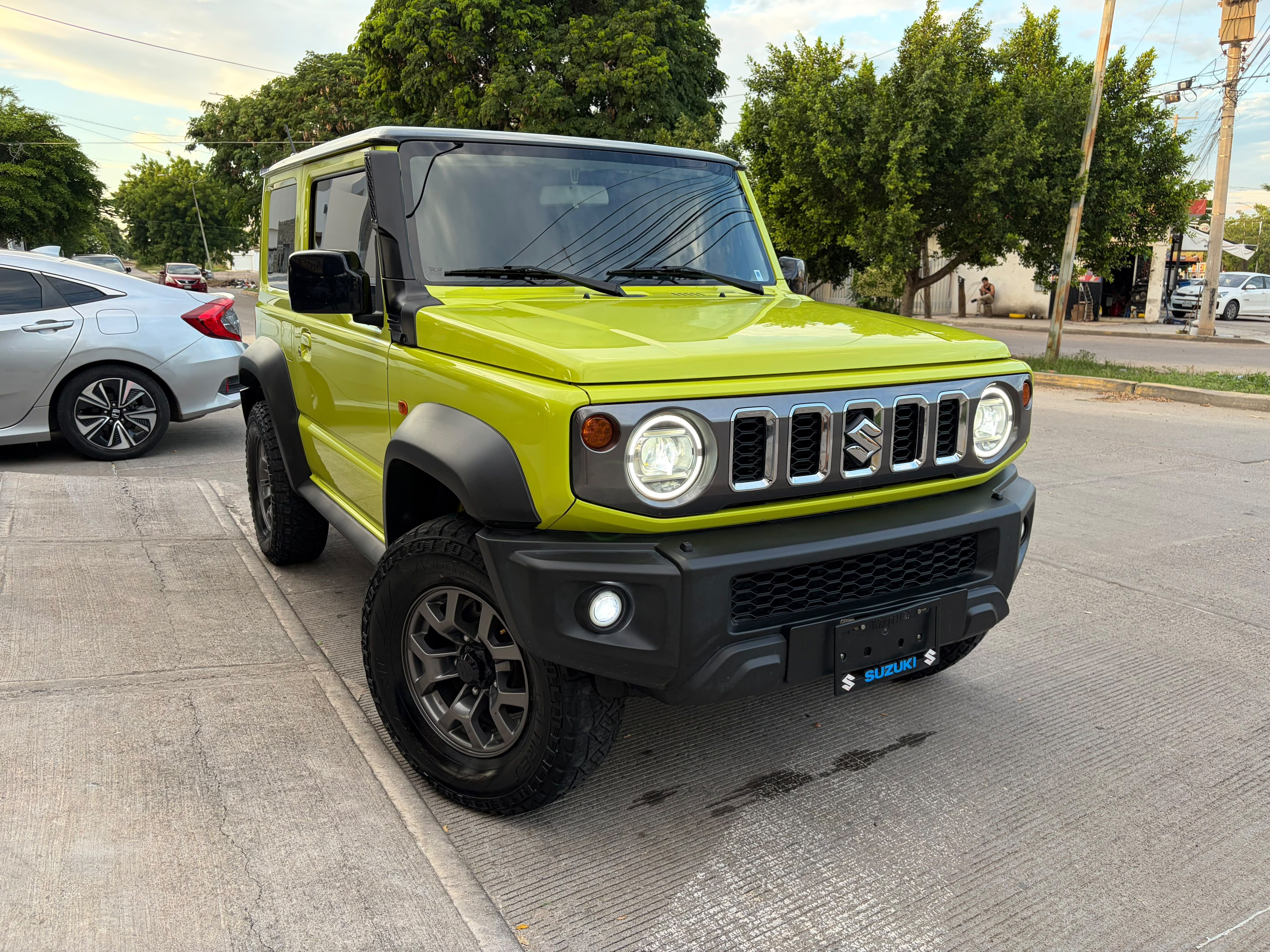 SUZUKI JIMNY