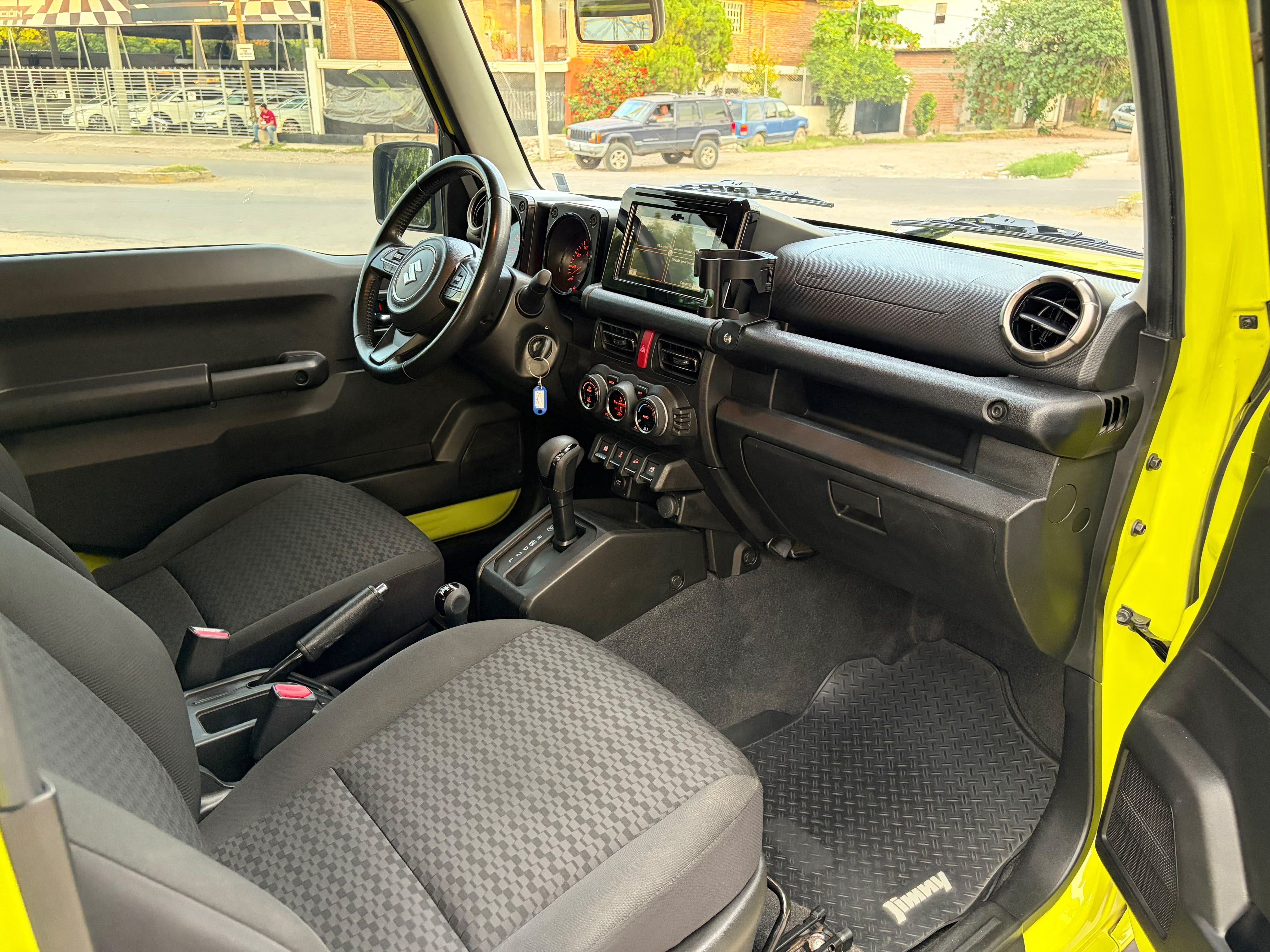 SUZUKI JIMNY