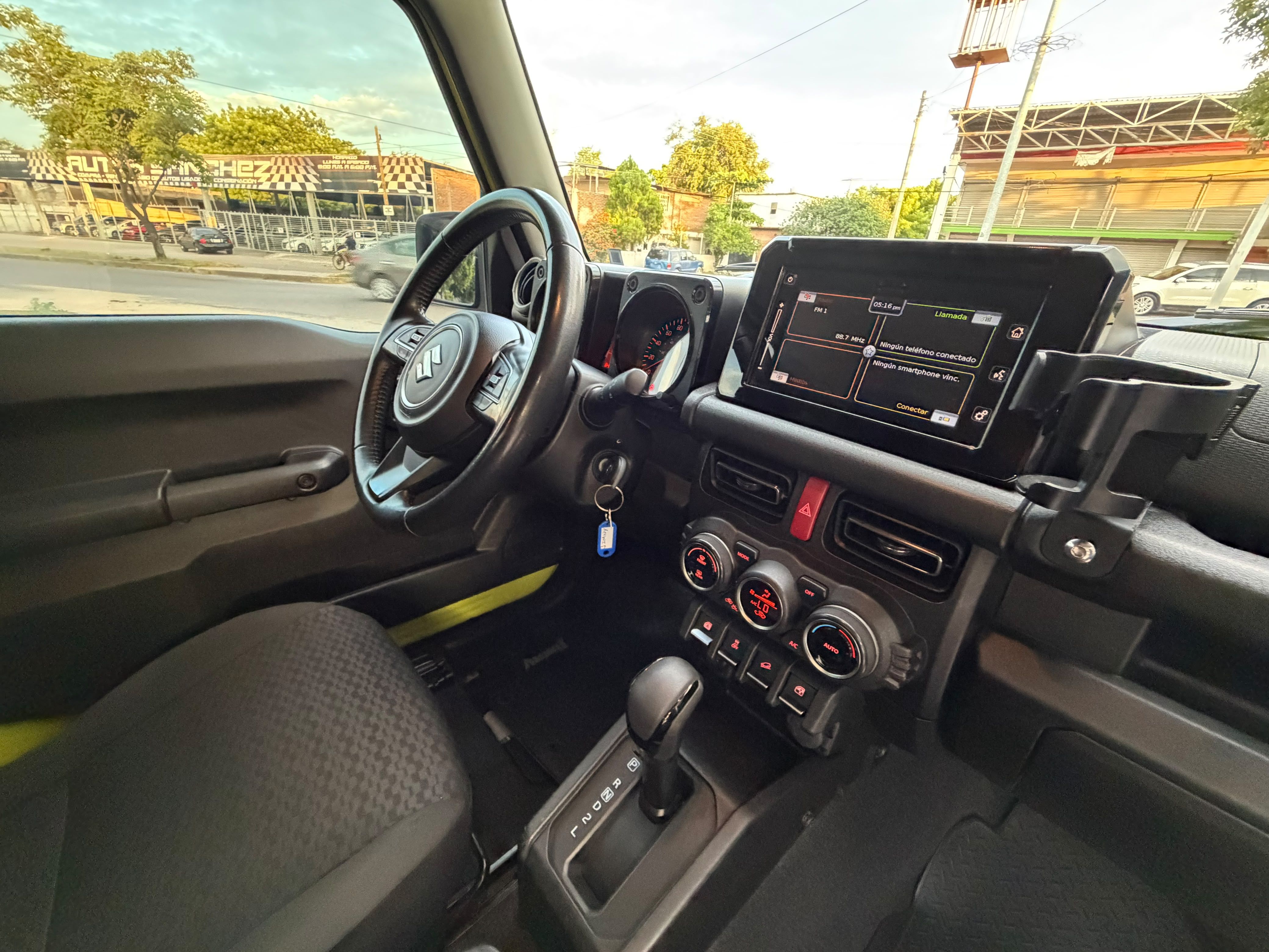 SUZUKI JIMNY