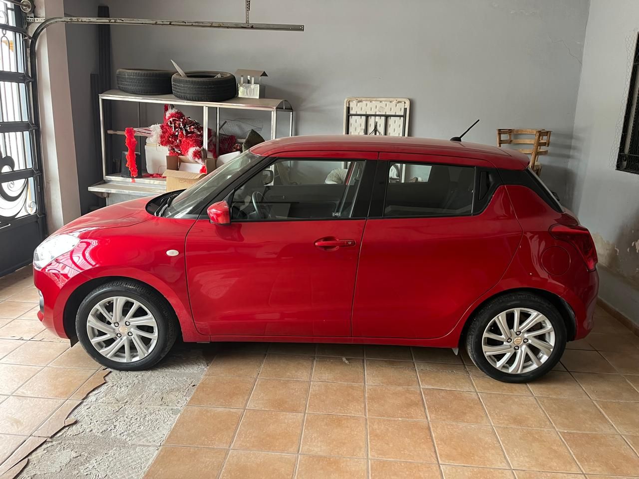 SUZUKI SWIFT GLS STD