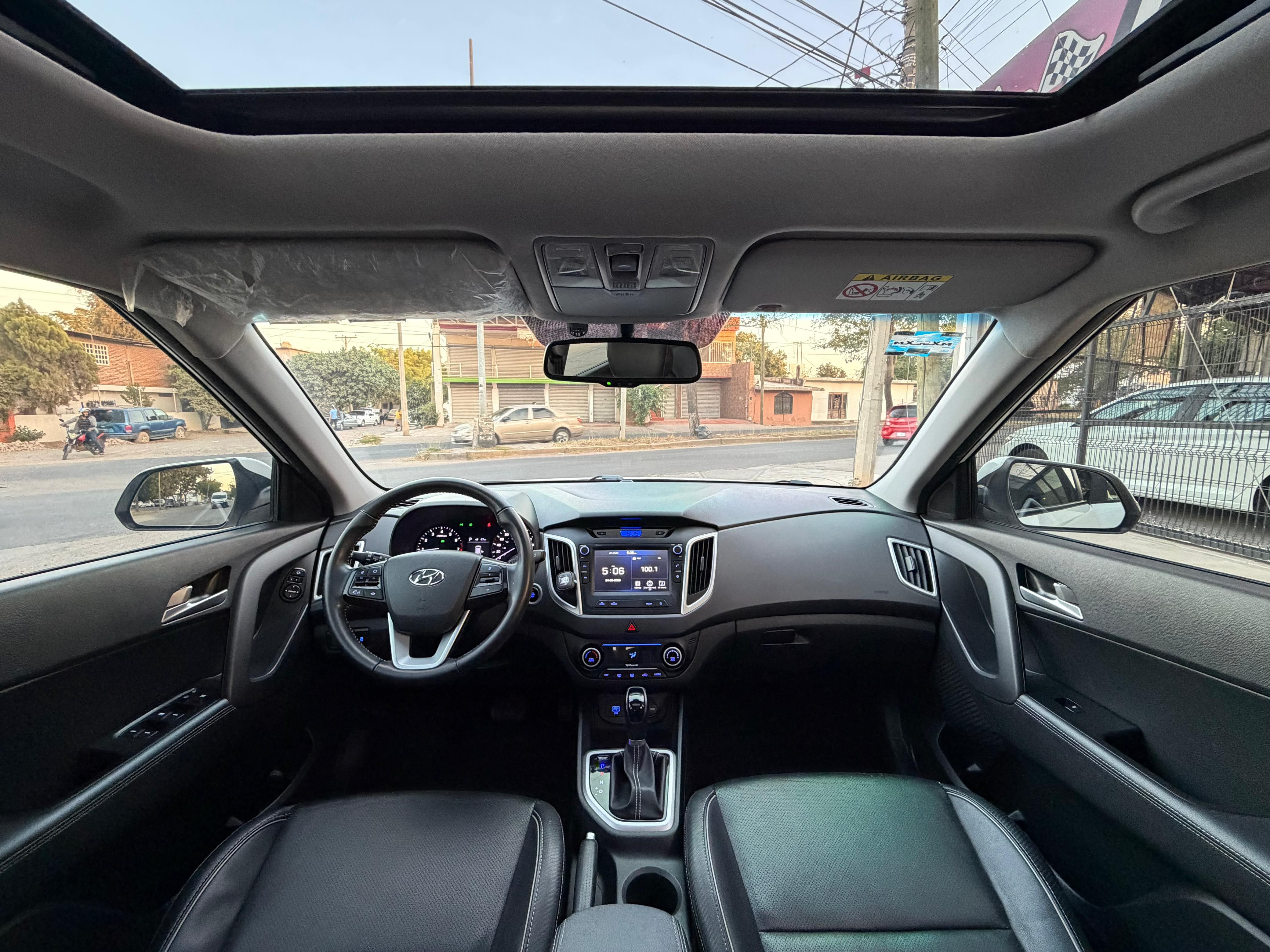 HYUNDAI CRETA LIMITED