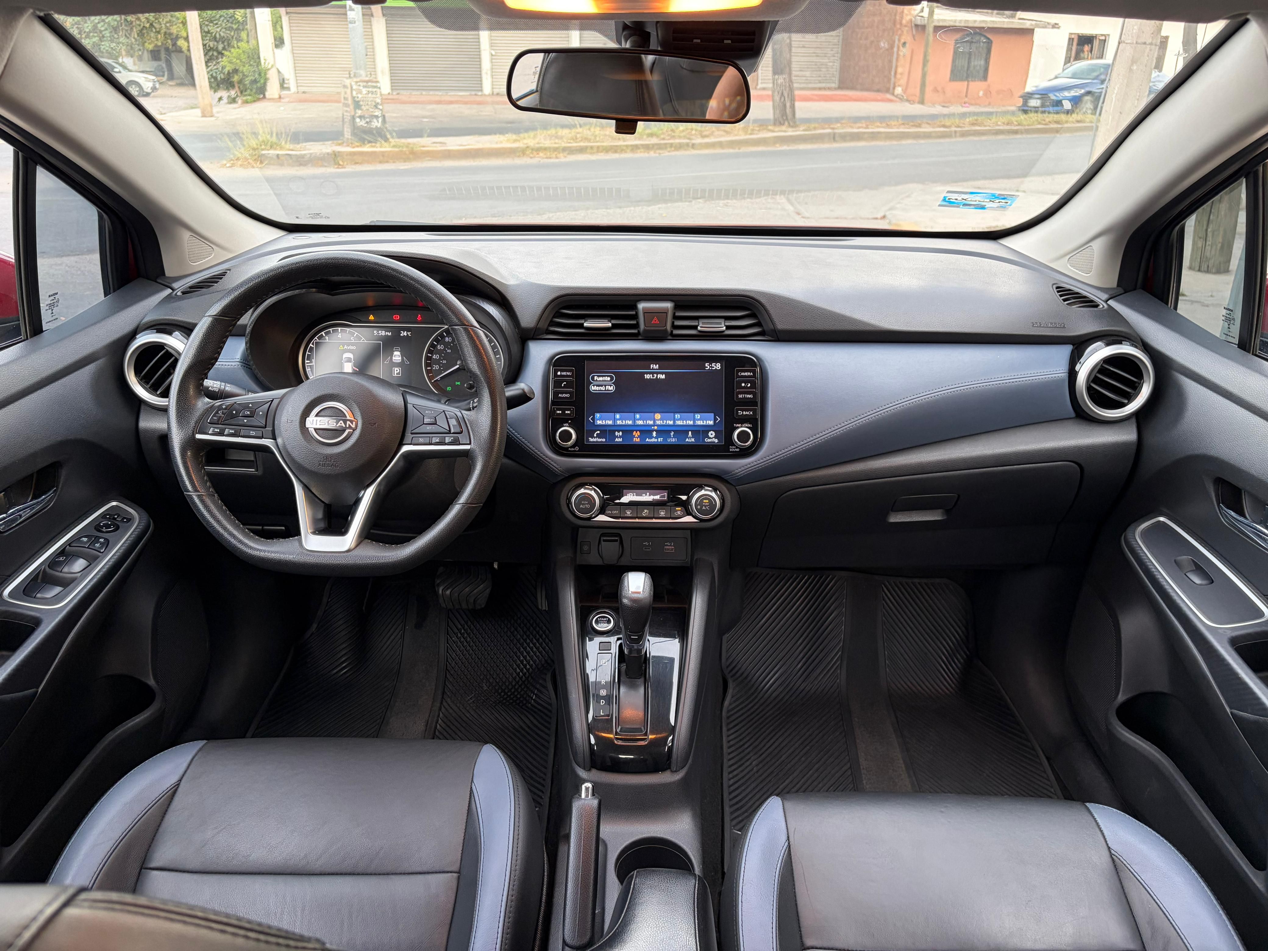 NISSAN VERSA