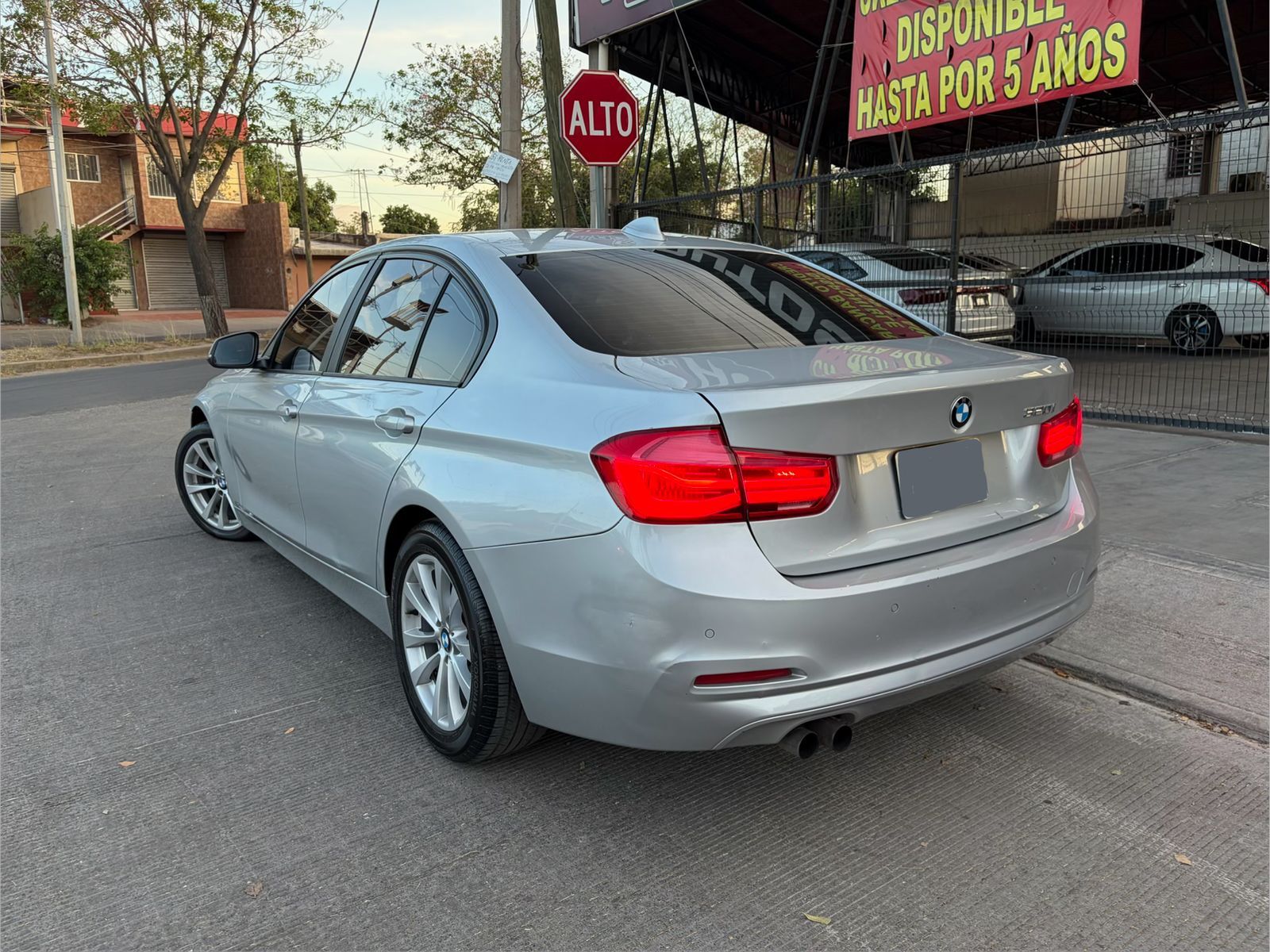 BMW 320iA