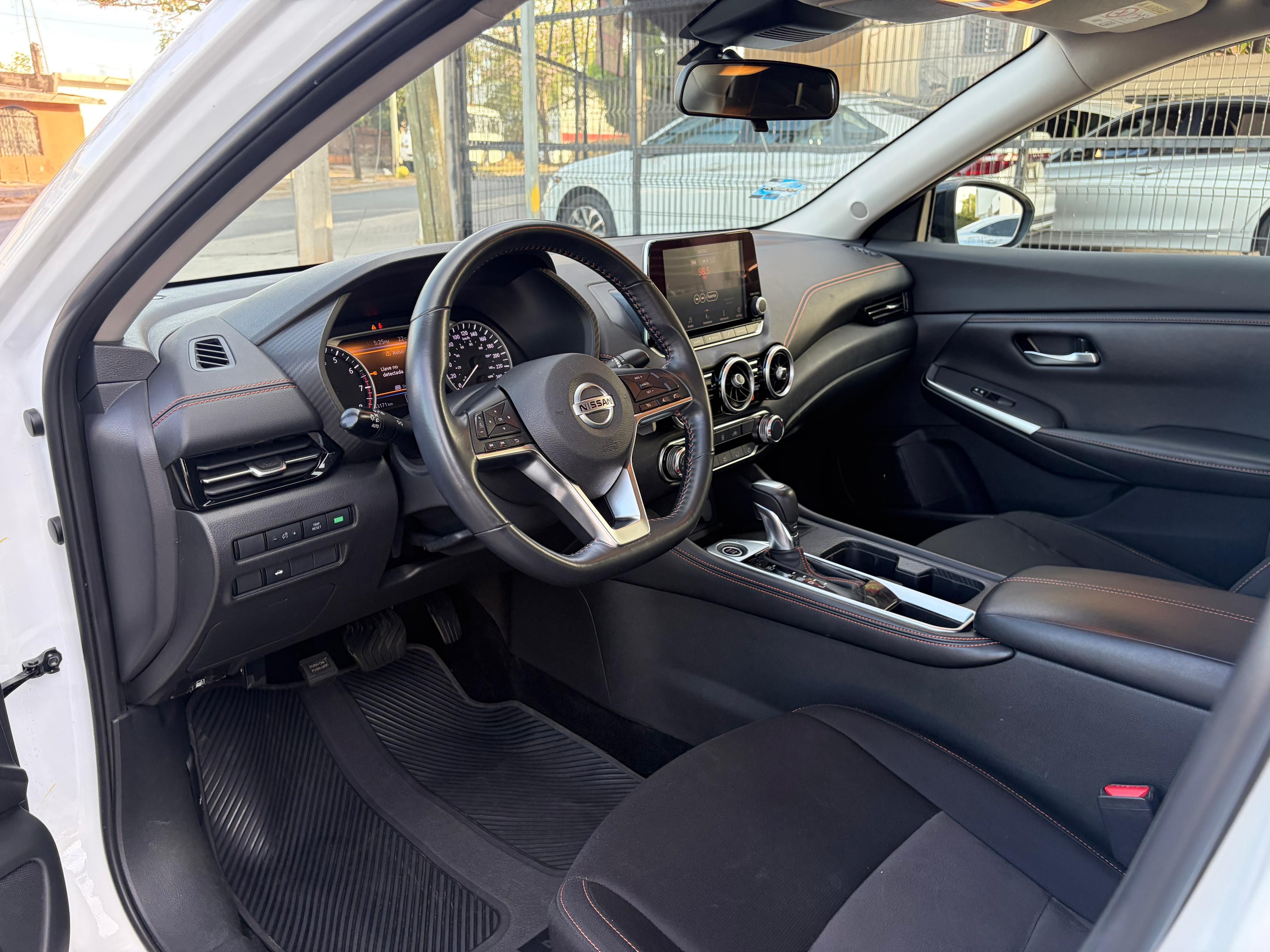 NISSAN SENTRA