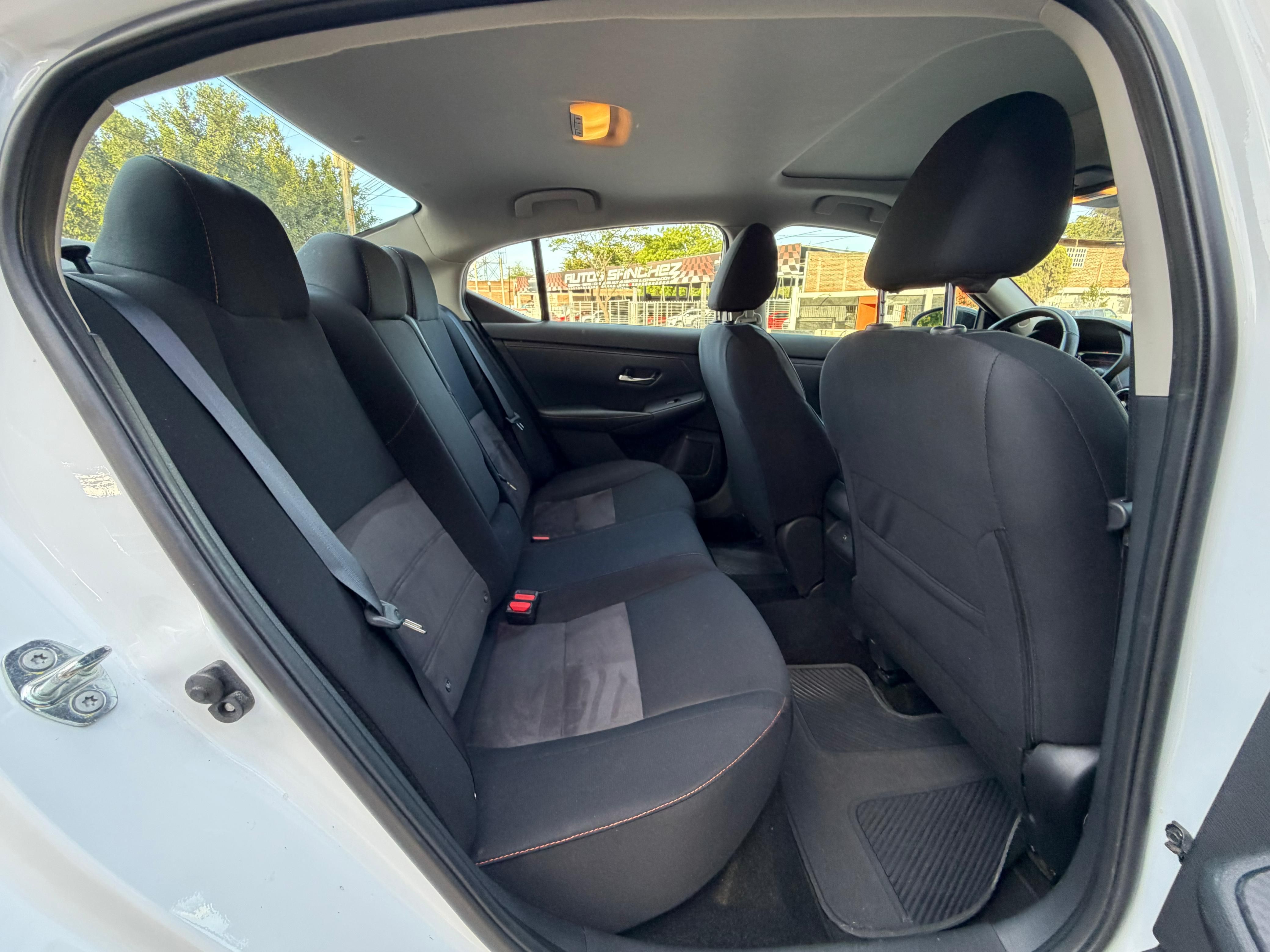 NISSAN SENTRA