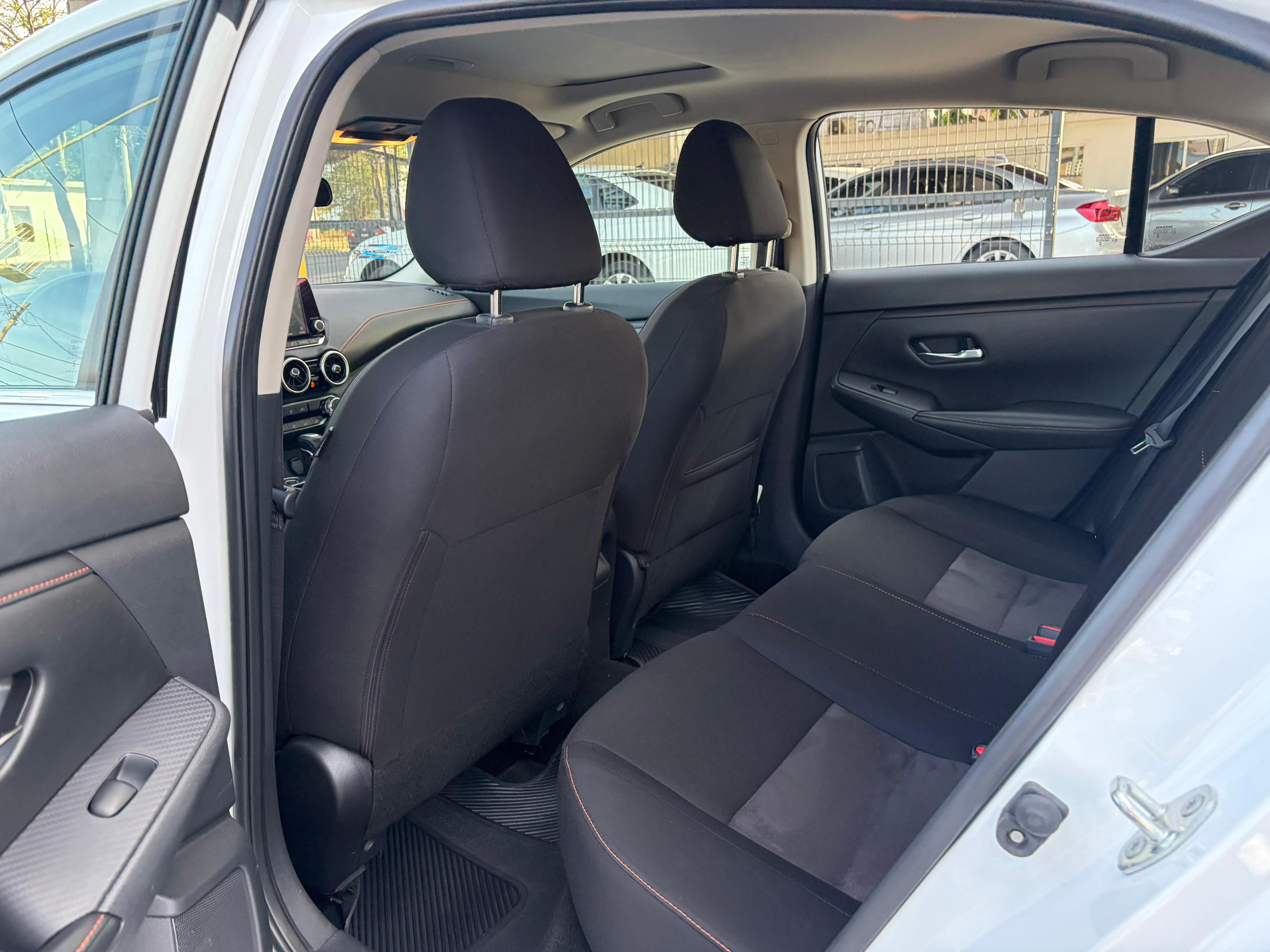NISSAN SENTRA