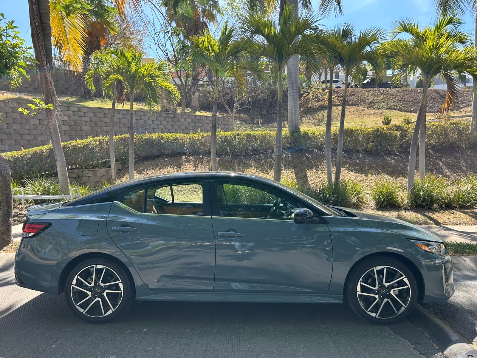 NISSAN SENTRA