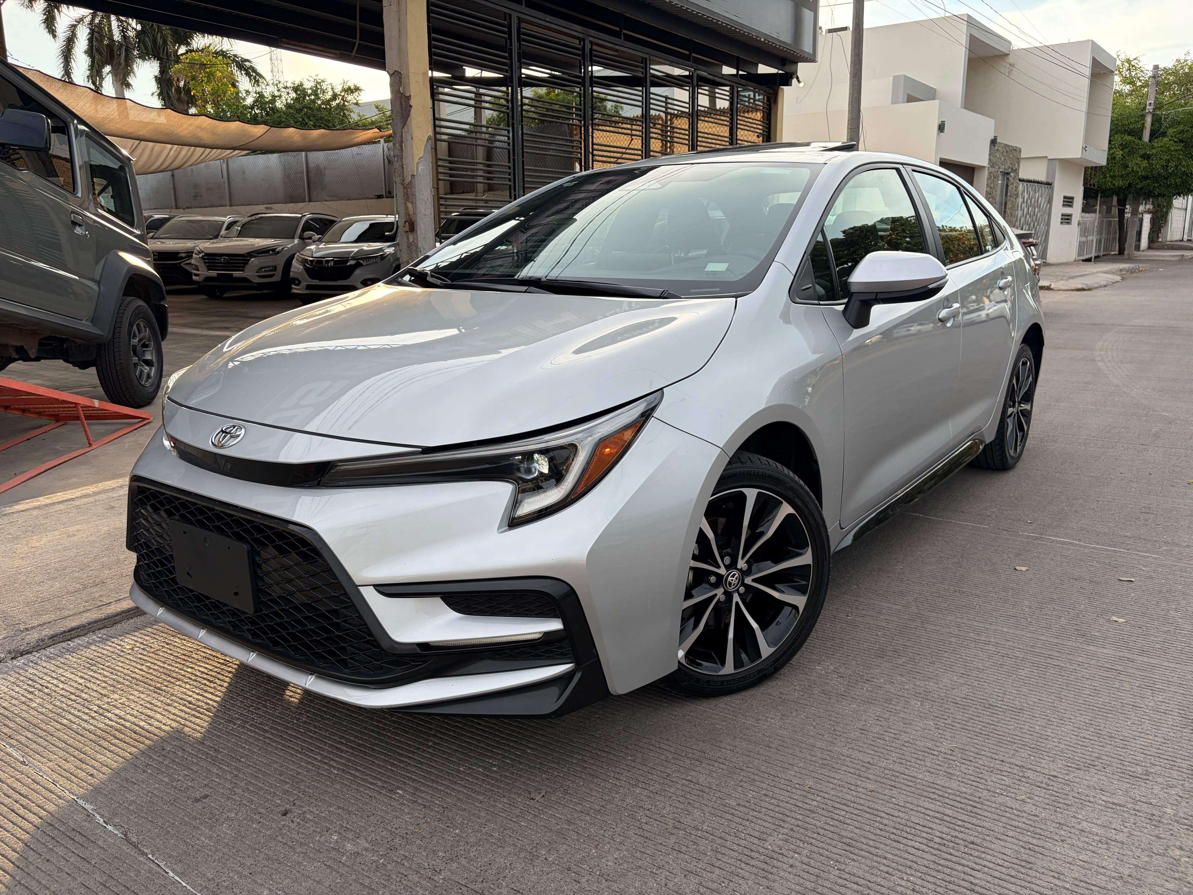 TOYOTA COROLLA