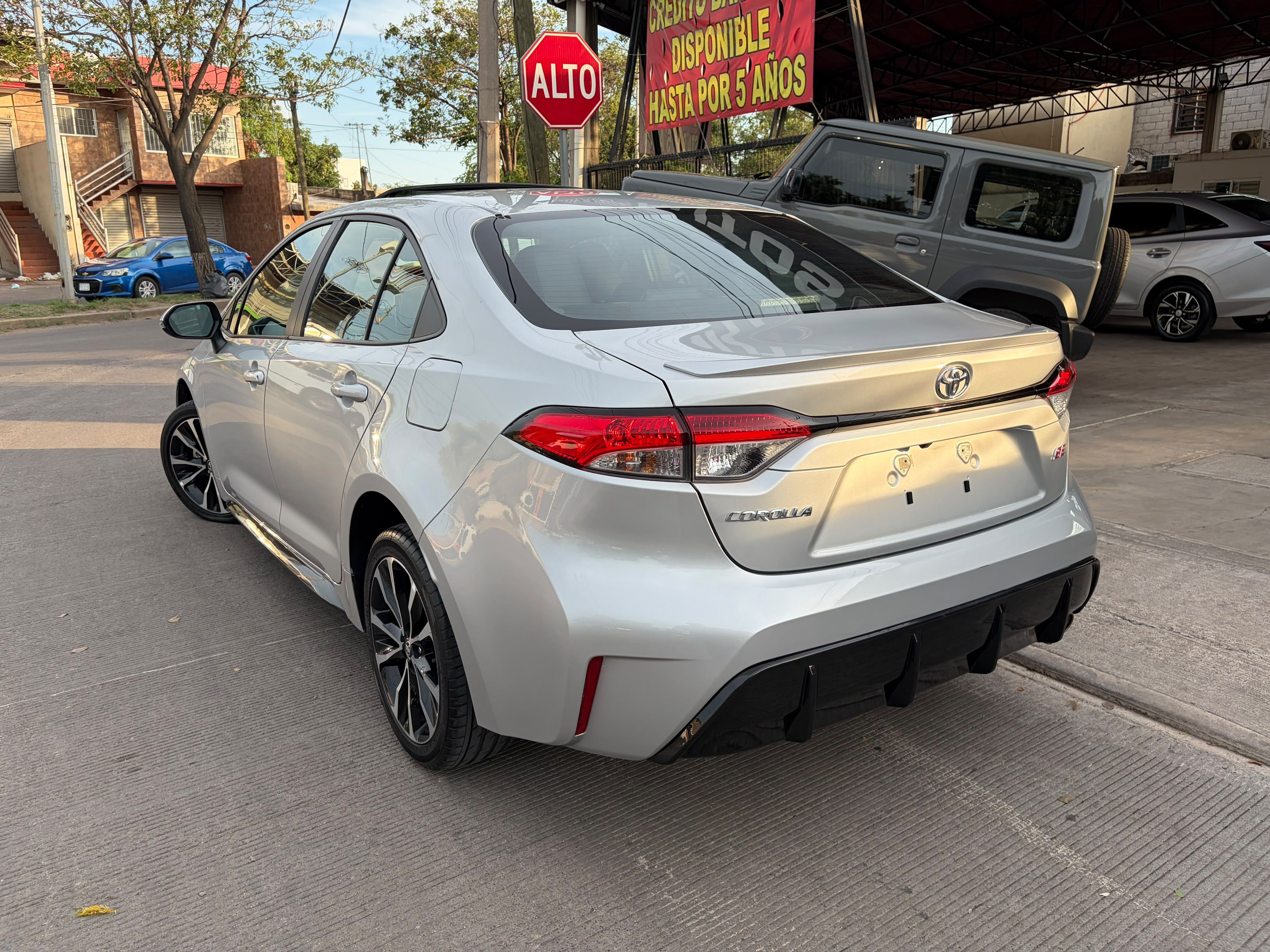 TOYOTA COROLLA