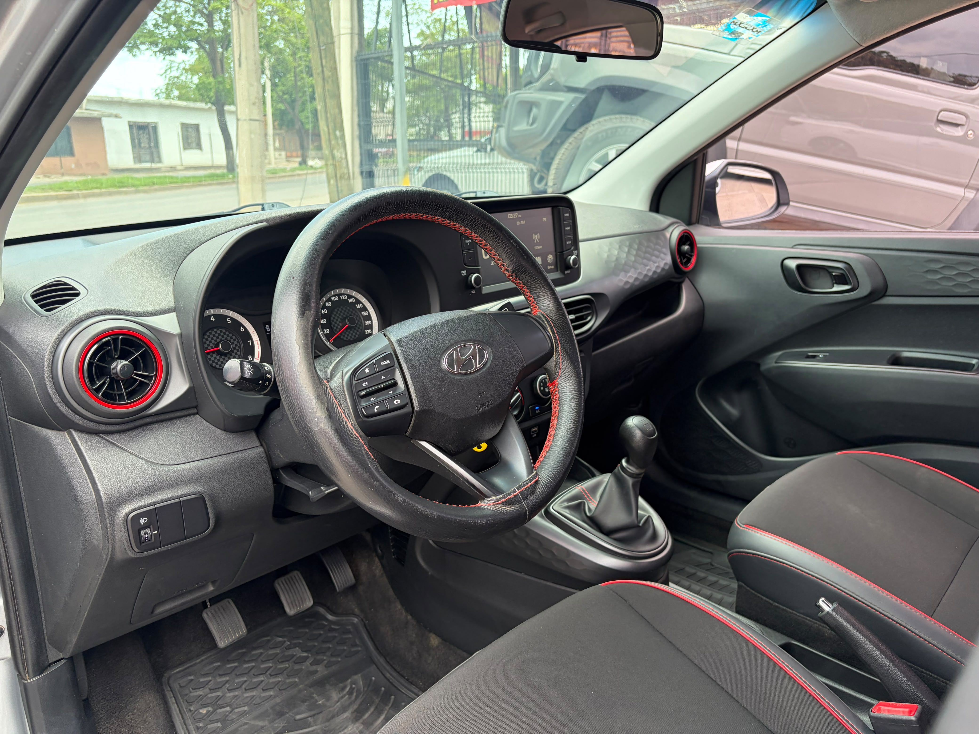 HYUNDAI GRAND I10