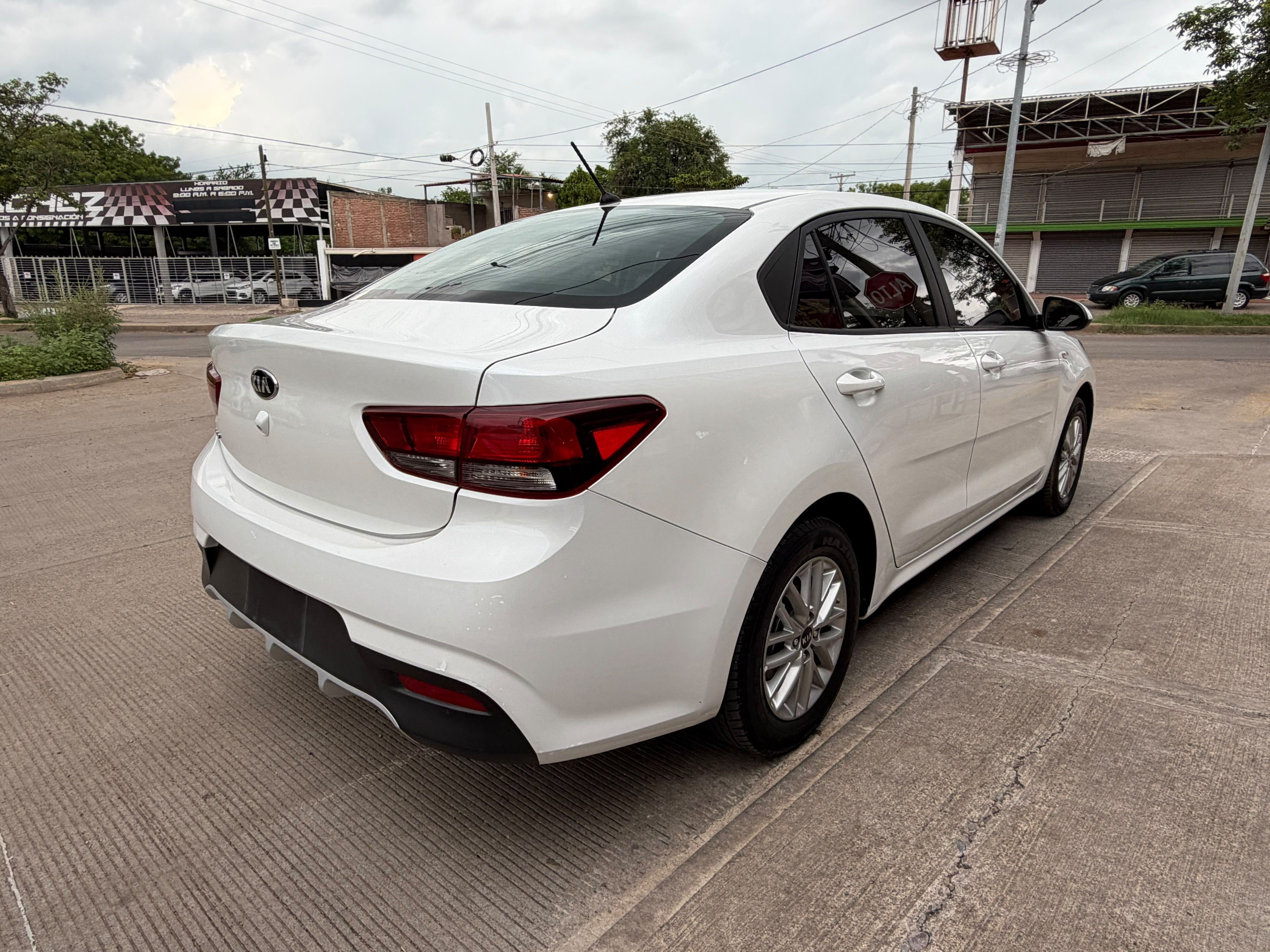 KIA RIO