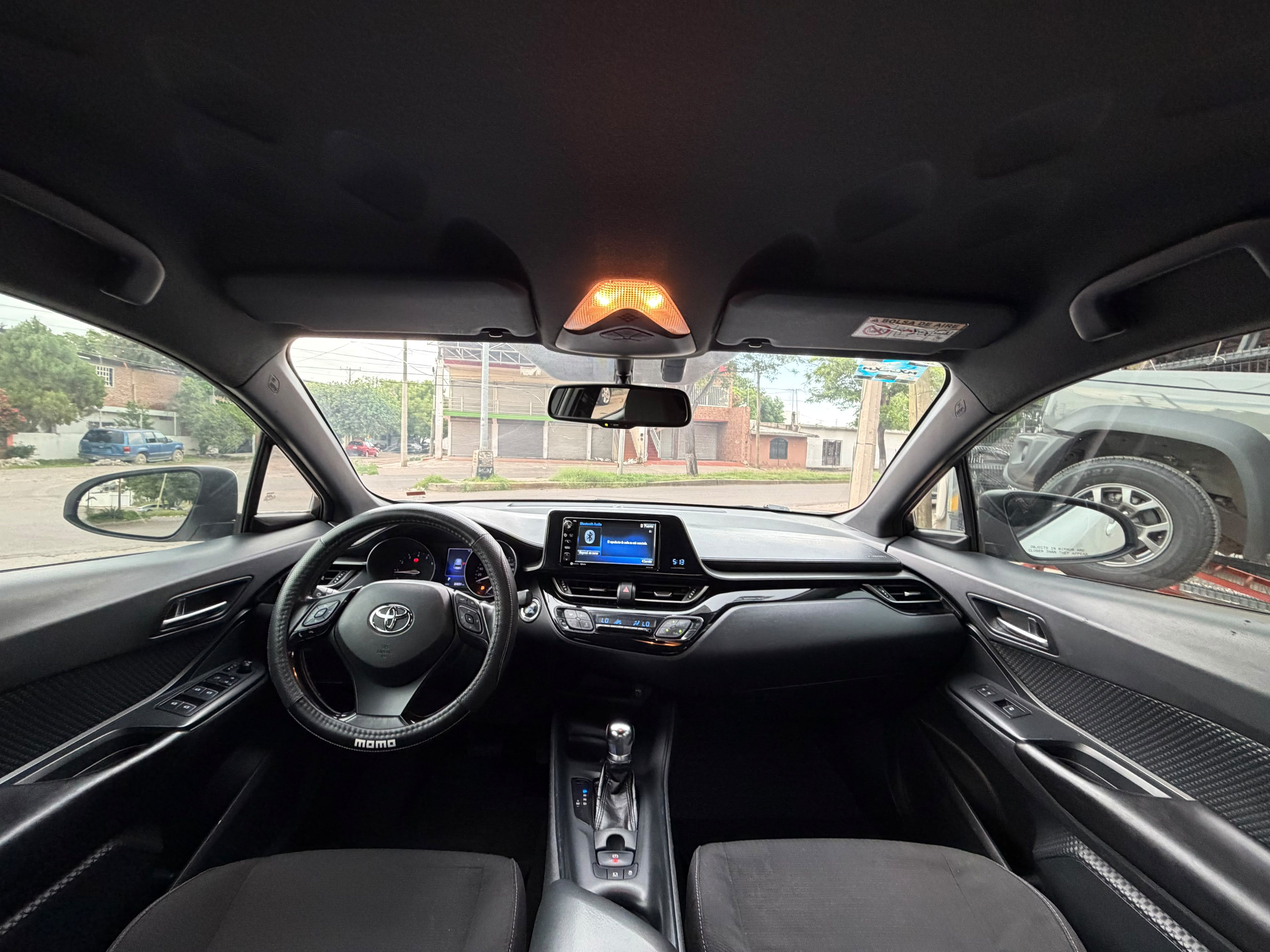 TOYOTA CHR