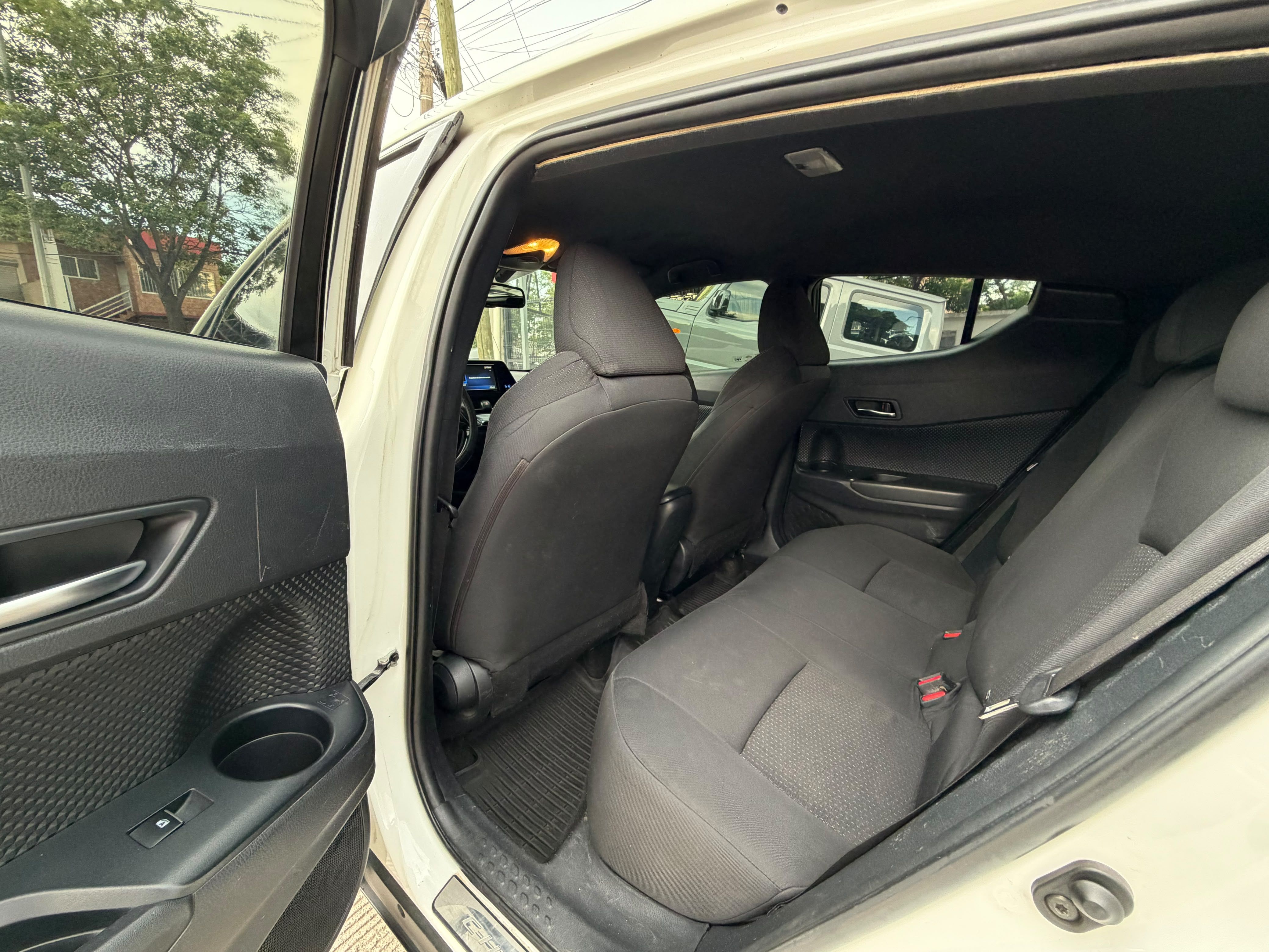 TOYOTA CHR