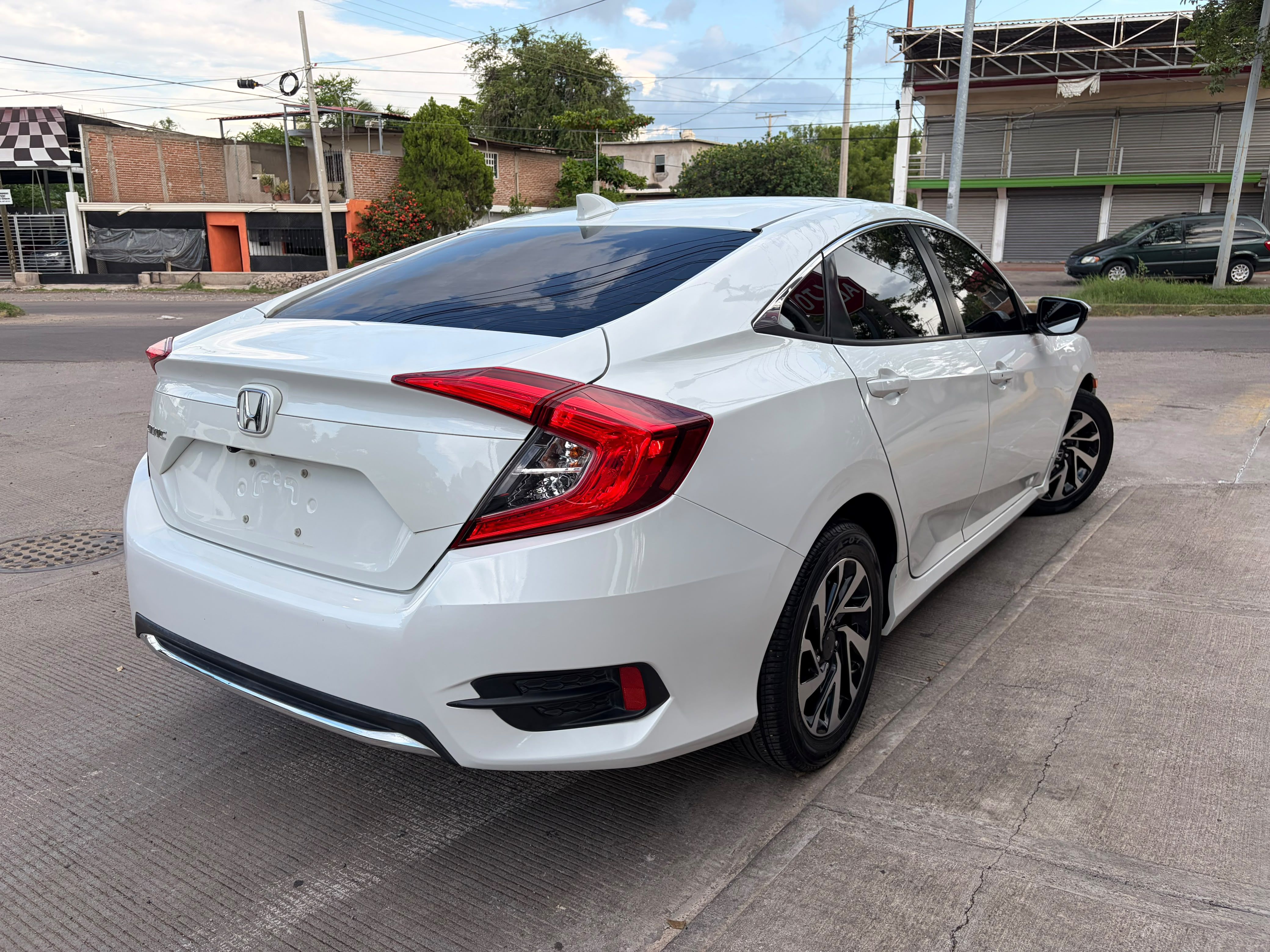 HONDA CIVIC